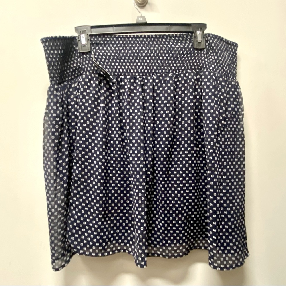 XL Navy and White Skirt